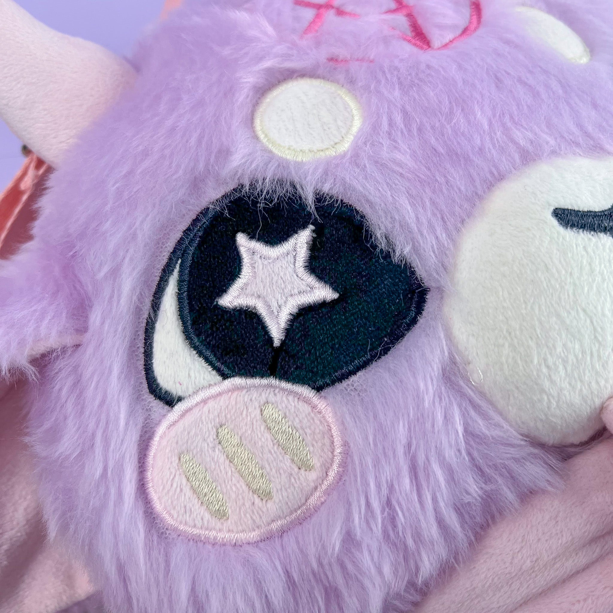 Mochila Baphomet Lilás