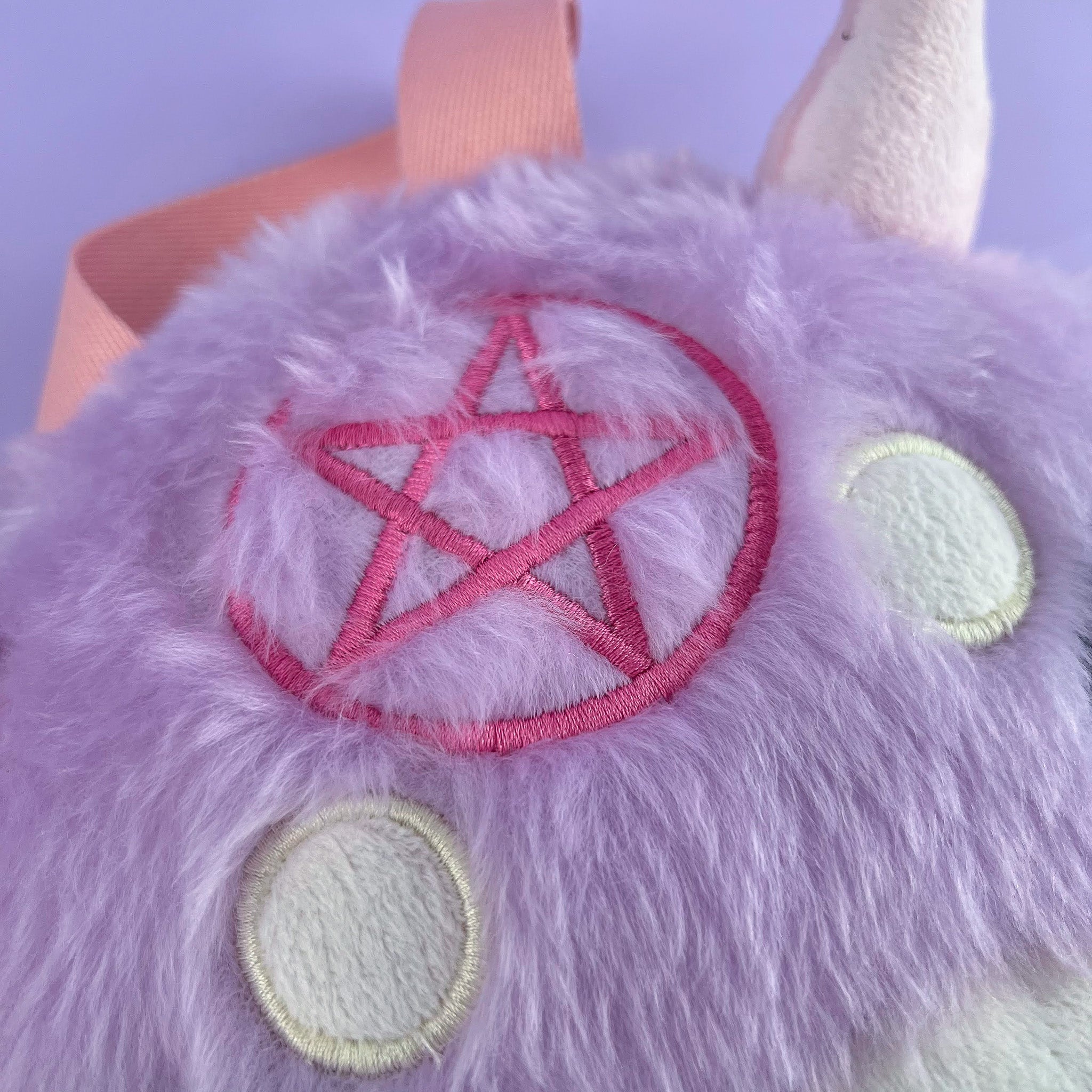 Mochila Baphomet Lilás